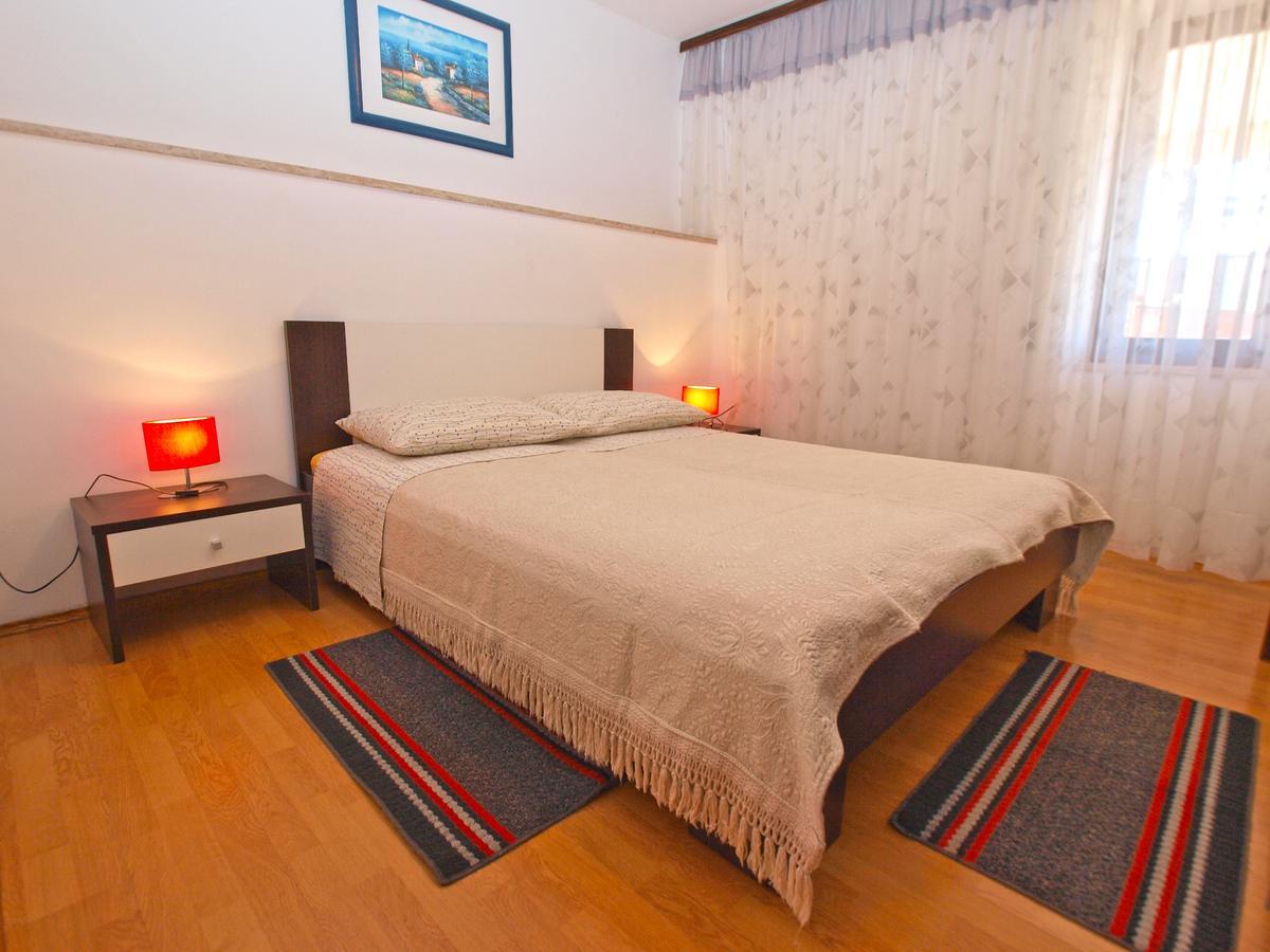 Apartments Blazenka 1270 Pula Zewnętrze zdjęcie