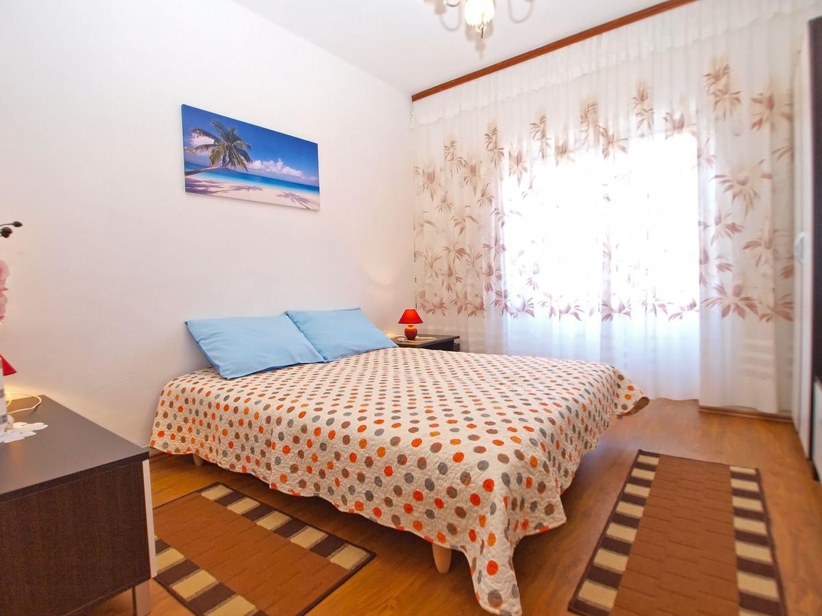 Apartments Blazenka 1270 Pula Zewnętrze zdjęcie