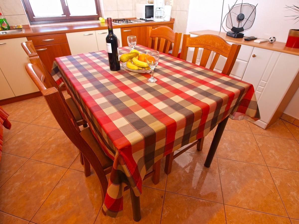 Apartments Blazenka 1270 Pula Zewnętrze zdjęcie